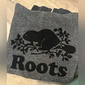 Roots Canada men’s hoodie